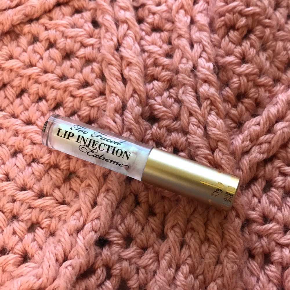 Too faced lip injection